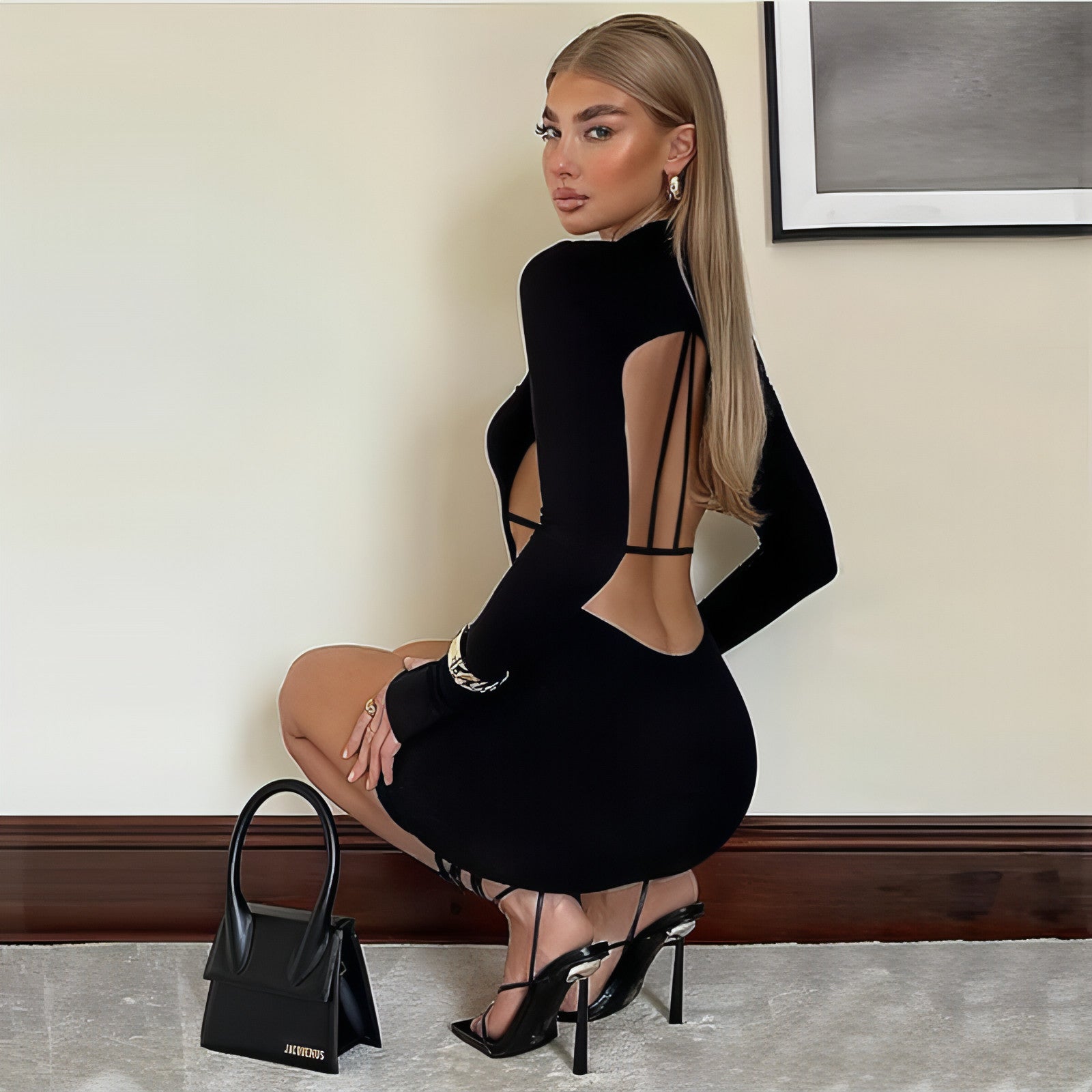 Vestido tubinho feminino com modelagem cropped